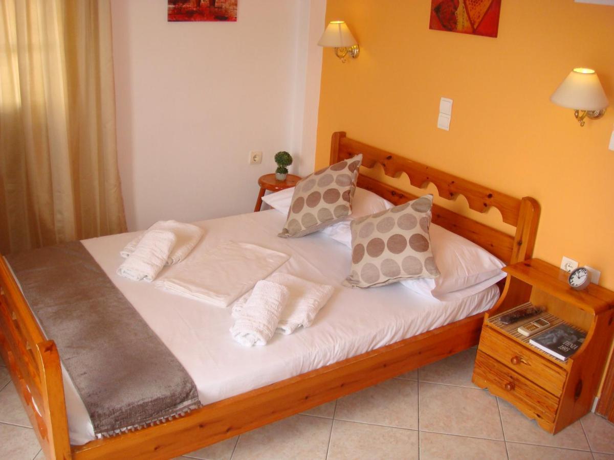 Boussetil Rooms Tínos Extérieur photo