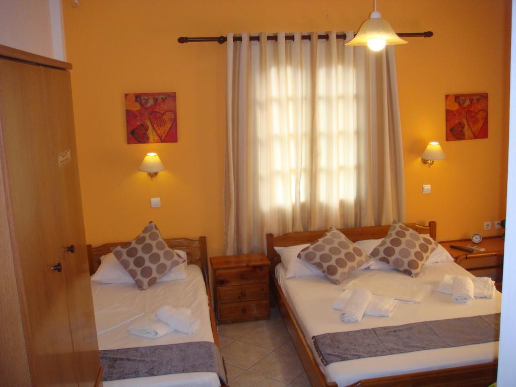 Boussetil Rooms Tínos Extérieur photo