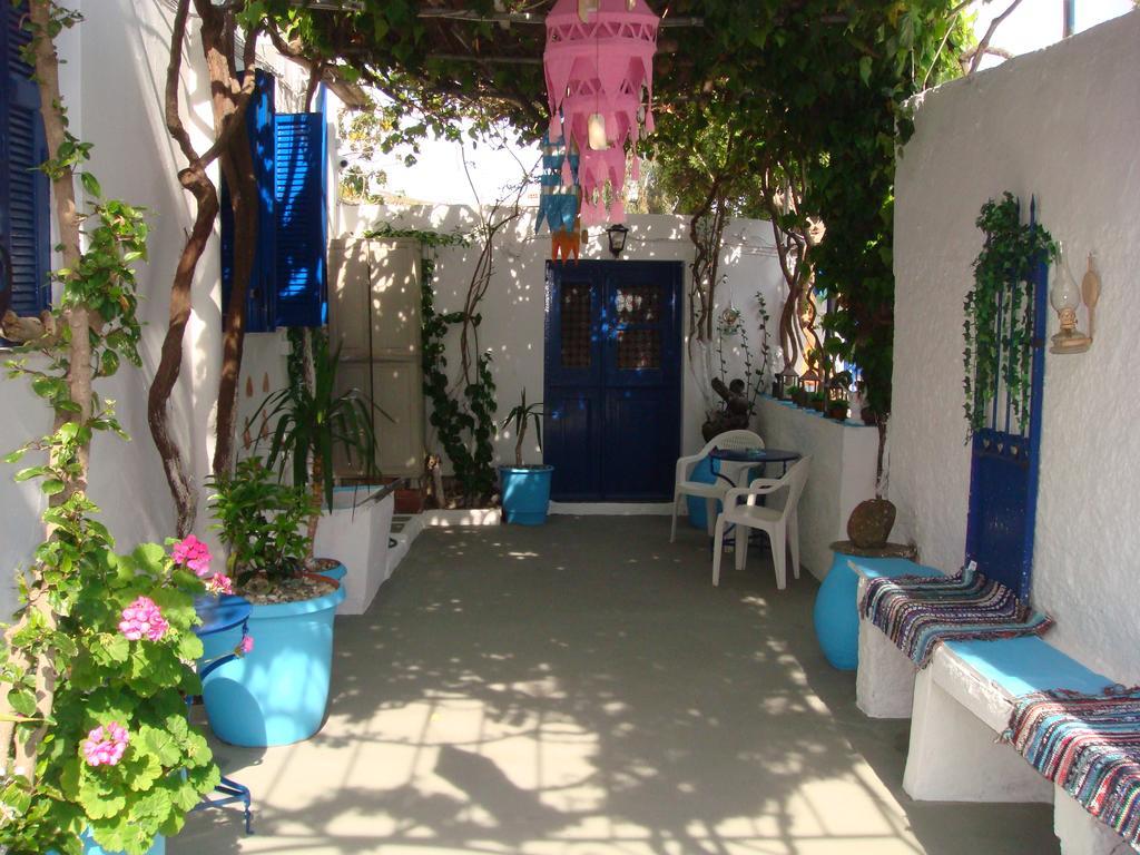 Boussetil Rooms Tínos Extérieur photo